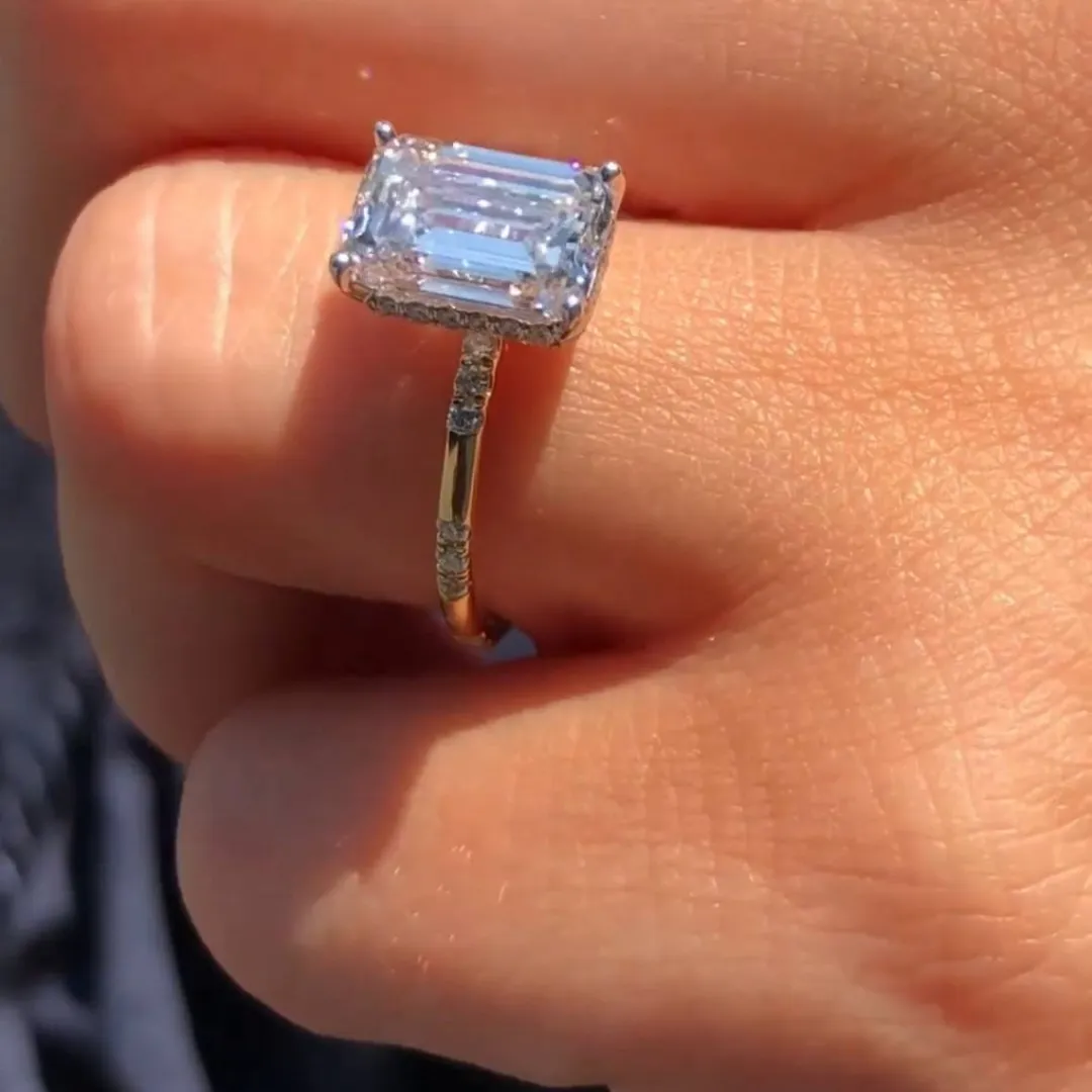/public/photos/live/3 Ct Emerald Moissanite Hidden Halo Wedding Ring 619 (2).webp